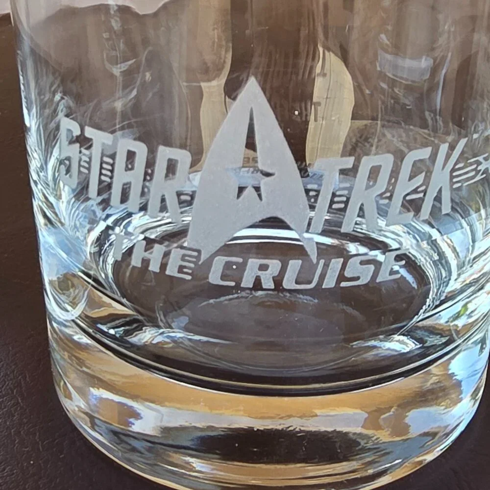 Star Trek The Cruise Etched Rocks Glasses Set of 4 Official Collector Barware